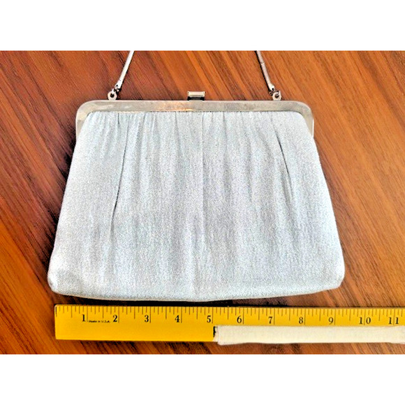 Vintage Harry Levine HL USA Silver Evening Clutch Bag Clasp with Chain 60's - Picture 6 of 14